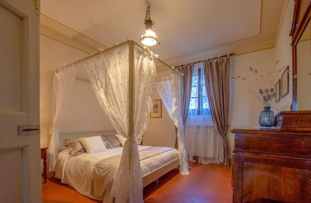 Podere Sant'Antonio Fauglia Номер фото