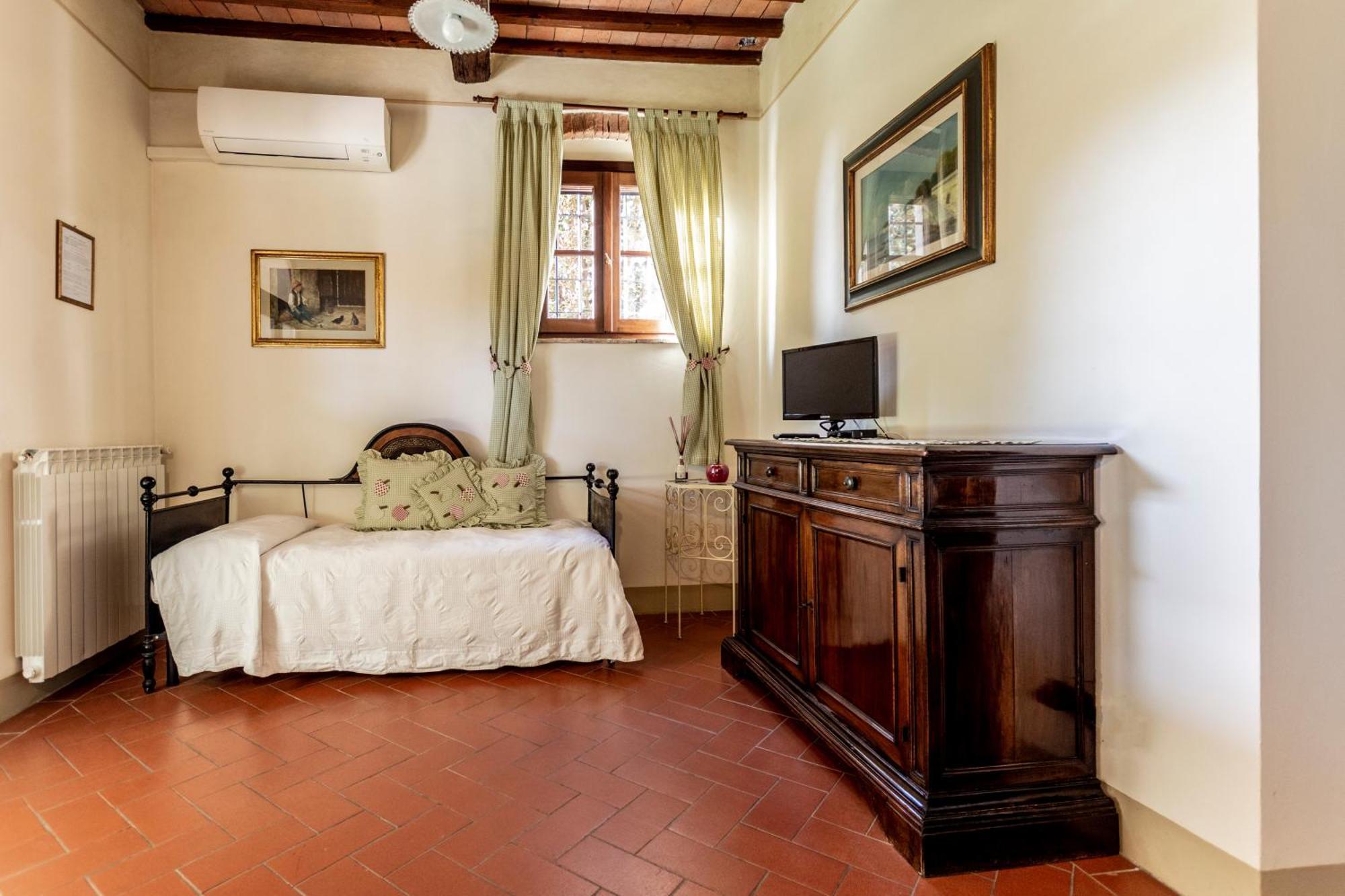 Podere Sant'Antonio Fauglia Номер фото